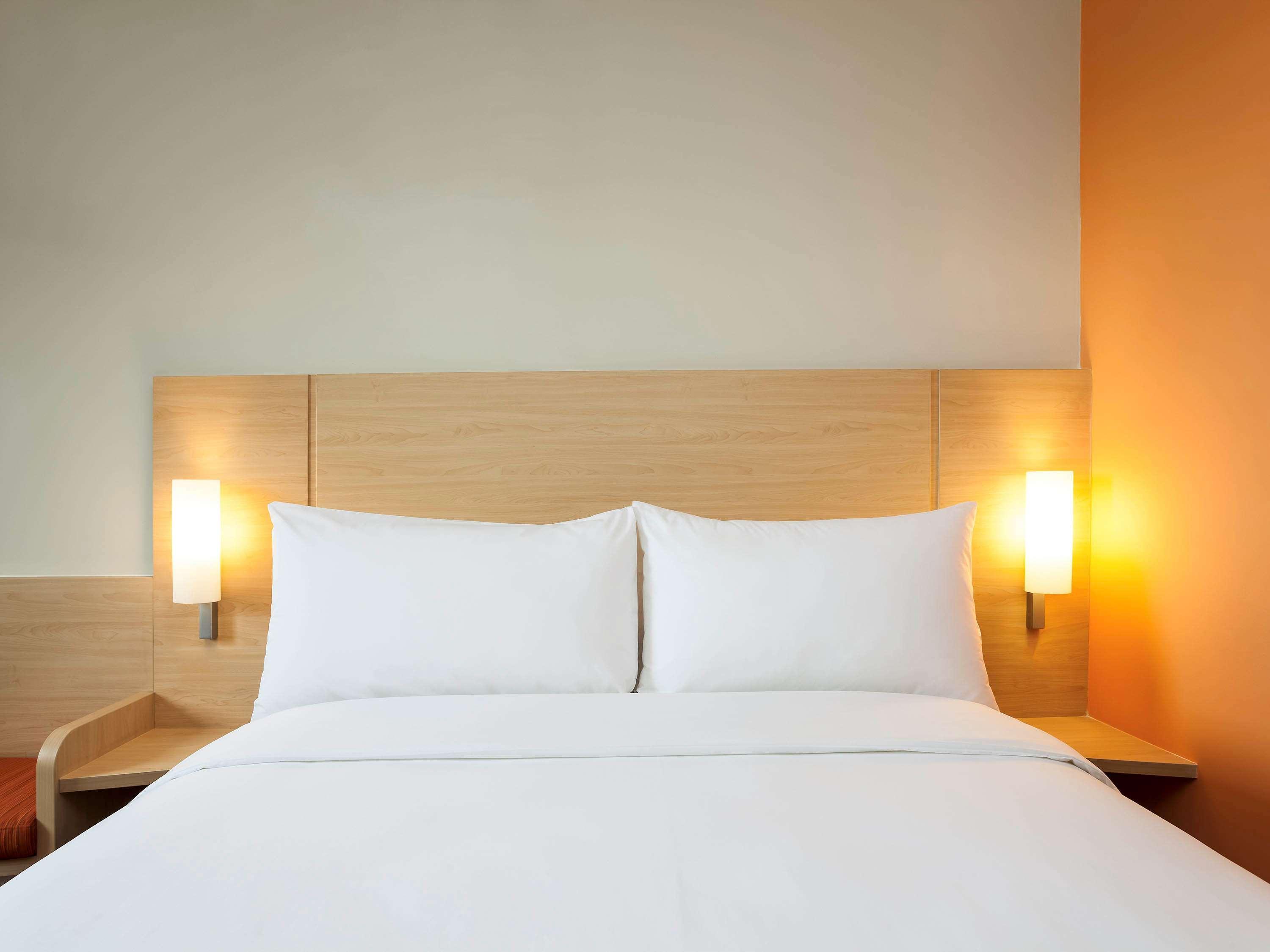 Ibis Makassar City Center Kültér fotó